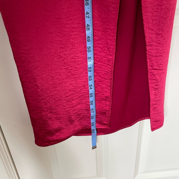 Chi chi London Chrysta halter neck hammered satin gown - Picture 12 of 15